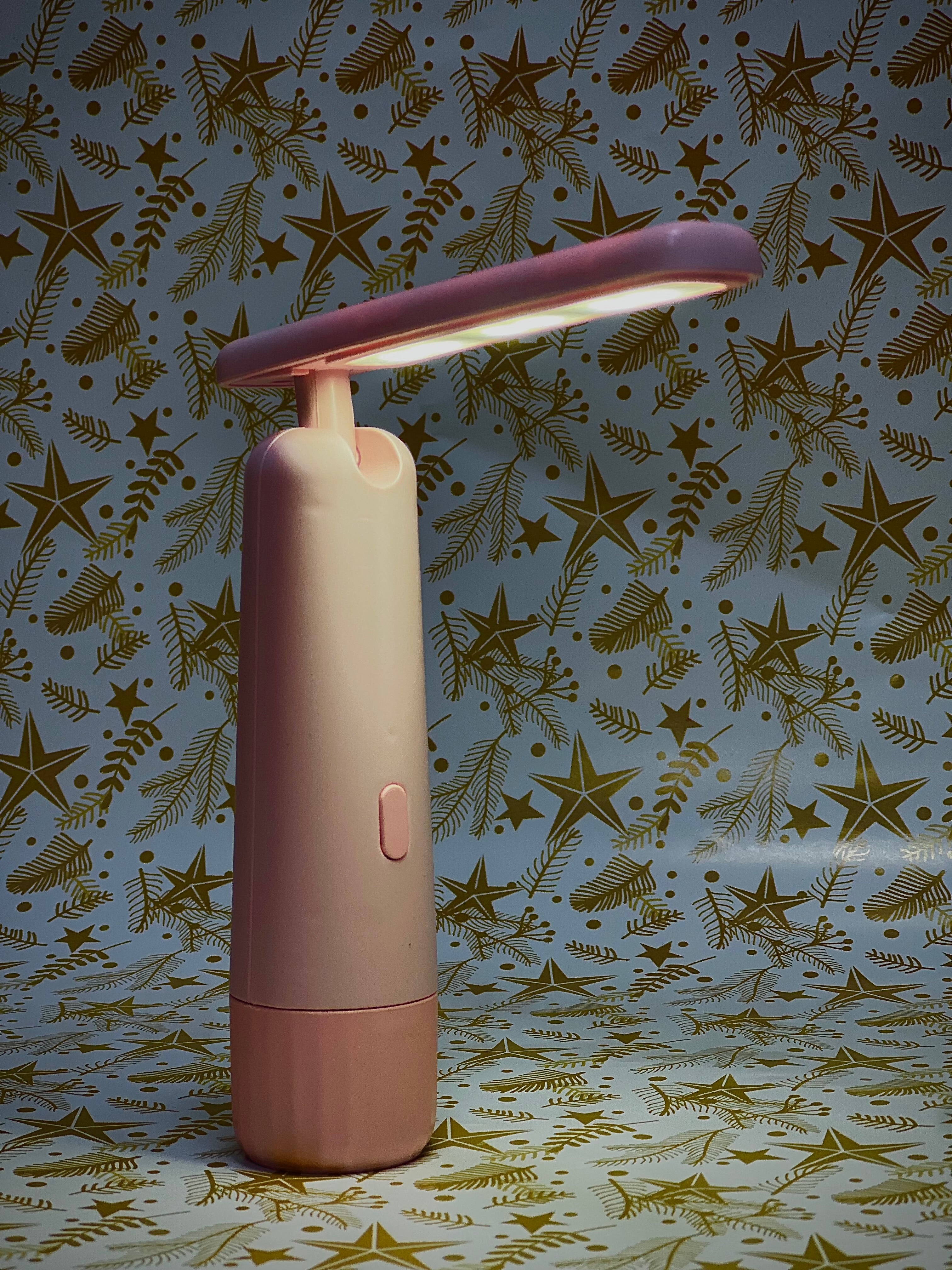 مصباح الرفاهية القابل للطي – إضاءة أنيقة بتصميم عصري