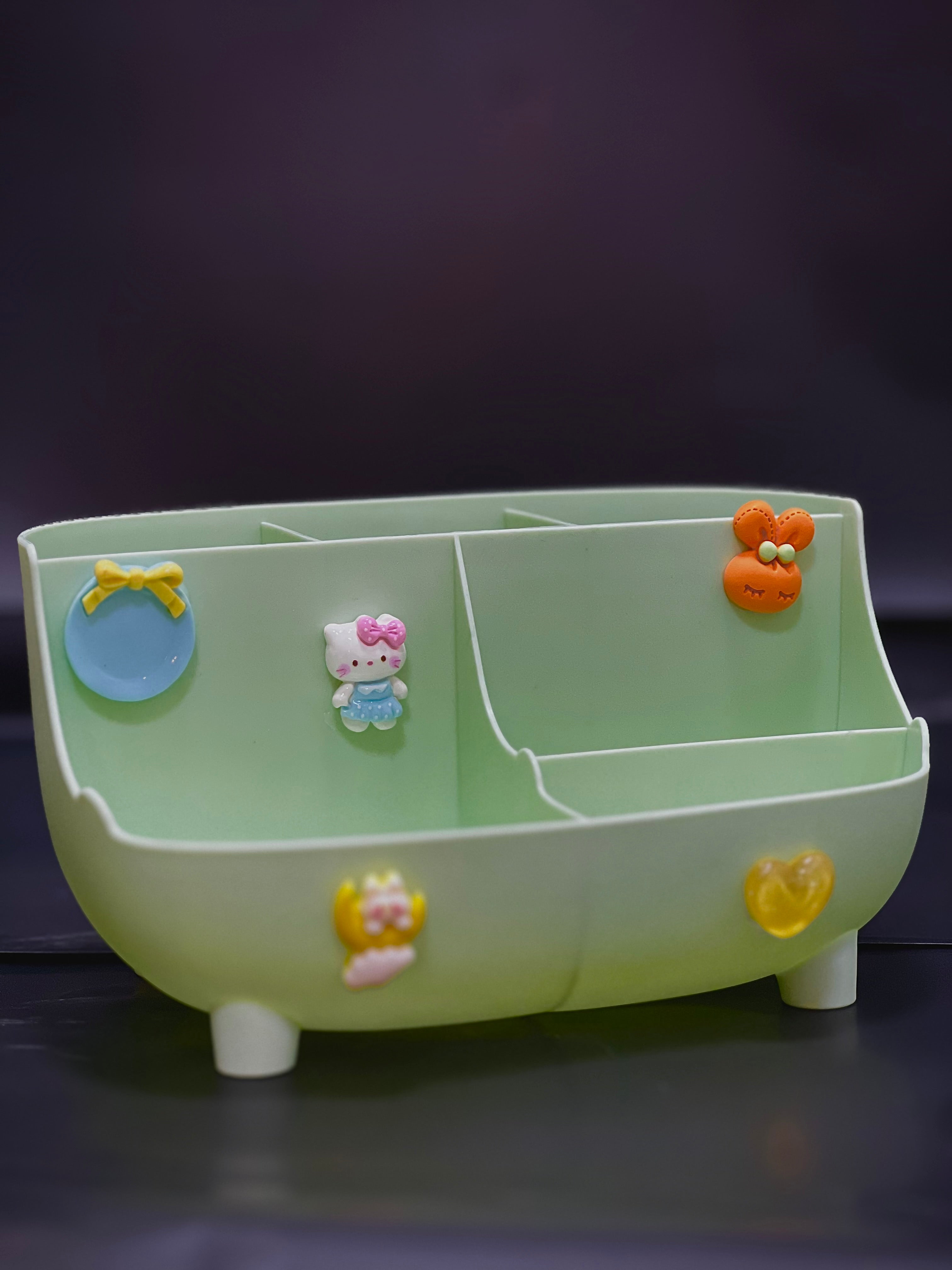 منظّم كيوت سويت بوكس للمكتب والمكياج