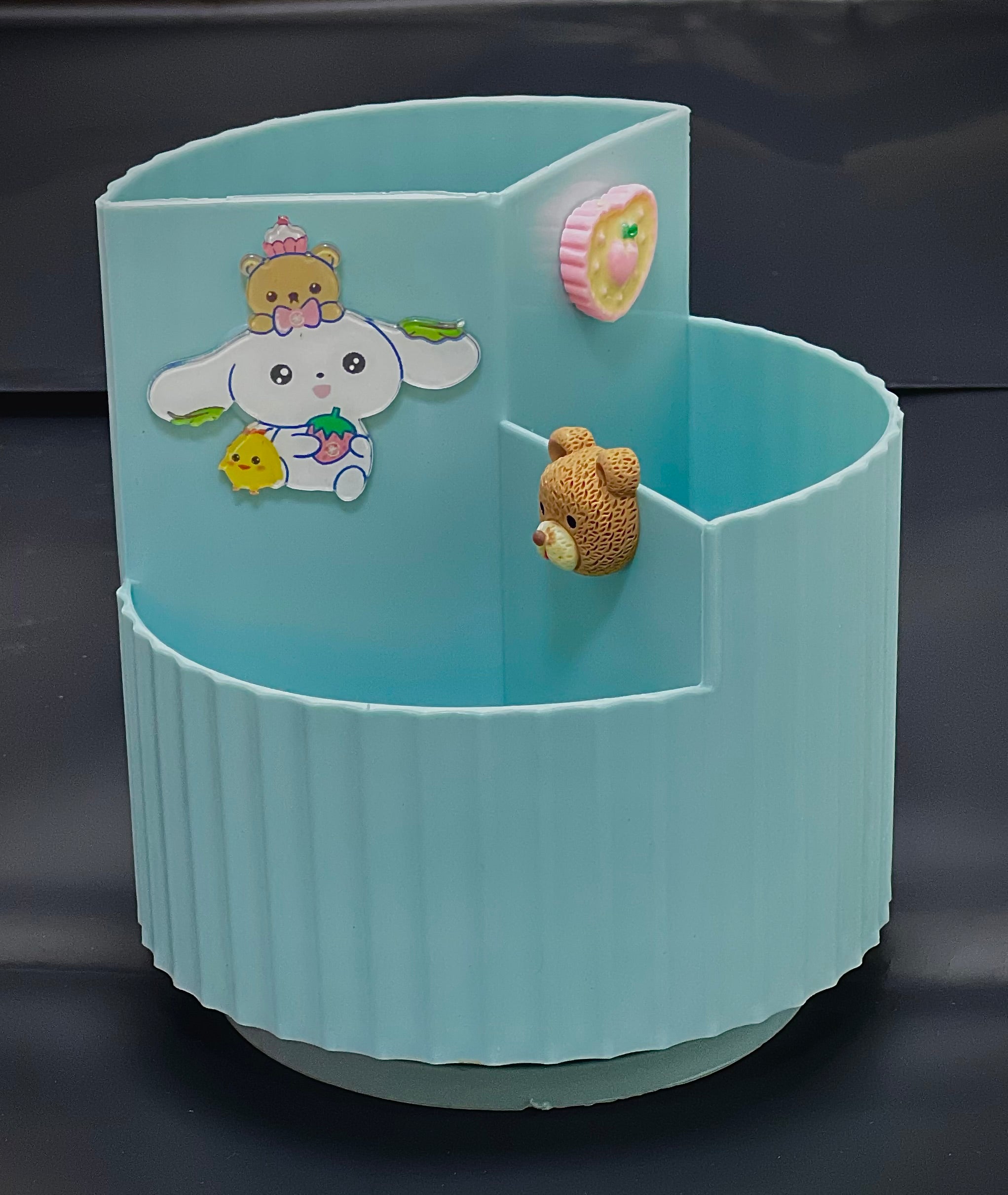 منظّم كيوت الدائري للمكتب والمكياج