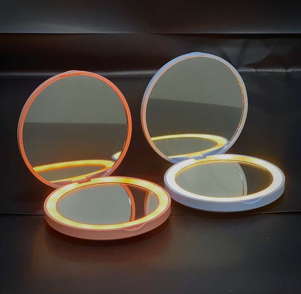 مرآة الإضاءة الذكية – لمسة فخامة في كل تفصيل